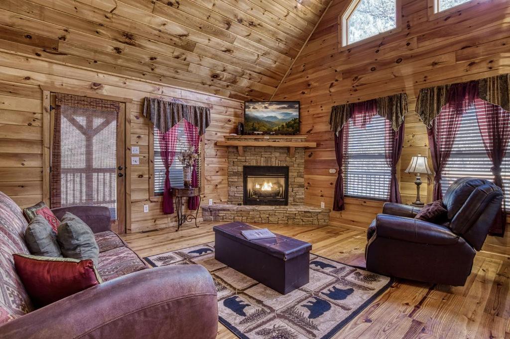 Wilderness Lodge, Hot Tub, Game Room, Pool Access, 1089 Free Tickets Each Paid Day, Dollywood And M Sevierville Exterior foto
