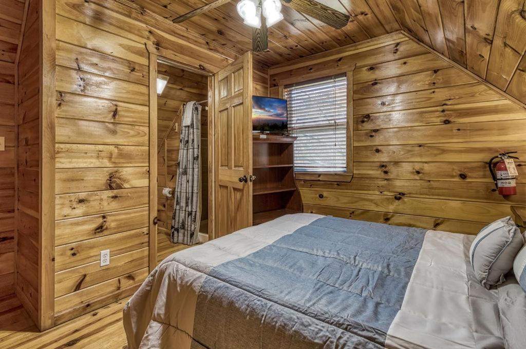 Wilderness Lodge, Hot Tub, Game Room, Pool Access, 1089 Free Tickets Each Paid Day, Dollywood And M Sevierville Exterior foto
