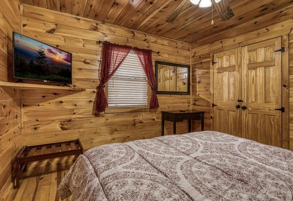Wilderness Lodge, Hot Tub, Game Room, Pool Access, 1089 Free Tickets Each Paid Day, Dollywood And M Sevierville Exterior foto